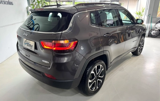 imagem-https://www.socarrao.com.br/sc-vehicle-images-prod/4252569/1790876909112-3_043246.jpg