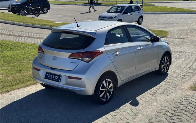 imagem-https://www.socarrao.com.br/sc-vehicle-images-prod/4252571/1790876925264-QJS-9345_06.jpg