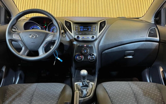 imagem-https://www.socarrao.com.br/sc-vehicle-images-prod/4252595/1790877149601-8498133_12_B_68b47e86c5.jpeg