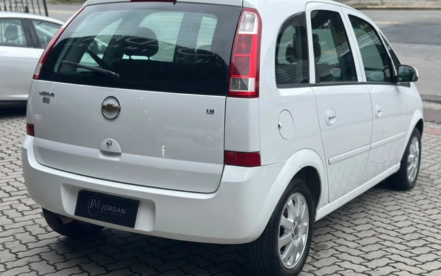 imagem-https://www.socarrao.com.br/sc-vehicle-images-prod/4252599/1791319377497-003_fc175d8158861b7a404e9b499c1ec8a7.jpg