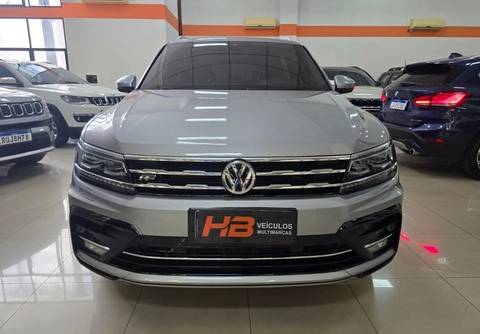 Volkswagen Tiguan 2020 Prata — foto 1 de 3