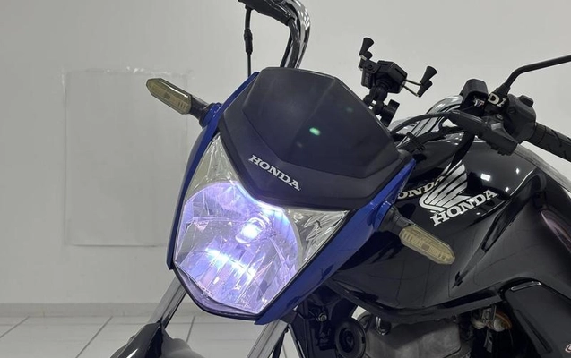imagem-https://www.socarrao.com.br/sc-vehicle-images-prod/4252975/1790878910463-8534478_4_B_d810d69fa6.jpeg