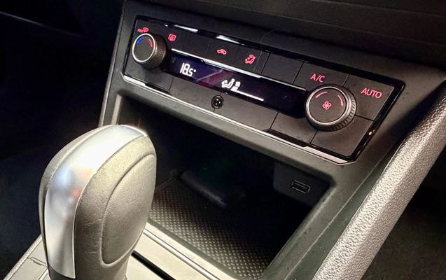 imagem-https://www.socarrao.com.br/sc-vehicle-images-prod/4253050/1790879175107-aa8d957e-2f15-4f32-95fc-6df0265b447c.jpg
