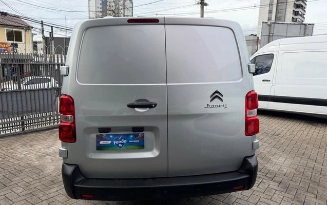 imagem-https://www.socarrao.com.br/sc-vehicle-images-prod/4253061/1790879353259-8534632_8_B_379862e128.jpeg