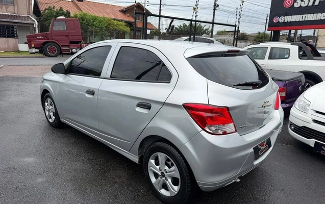 imagem-https://www.socarrao.com.br/sc-vehicle-images-prod/4253073/1790879400764-8534596_3_B_83843a42fd.jpeg