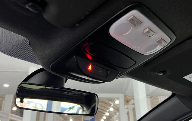 imagem-https://www.socarrao.com.br/sc-vehicle-images-prod/4253119/1791163281811-8533218_21_B_e4fb79149c.jpeg