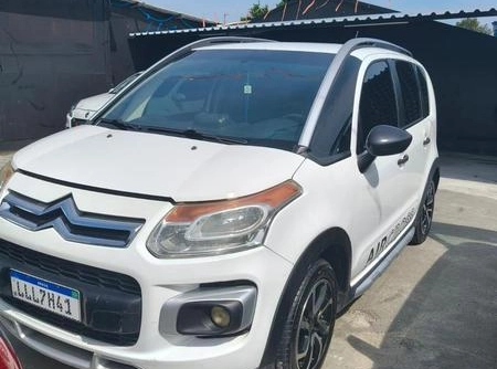 Citroën C3 2011 Branco — foto 1 de 3