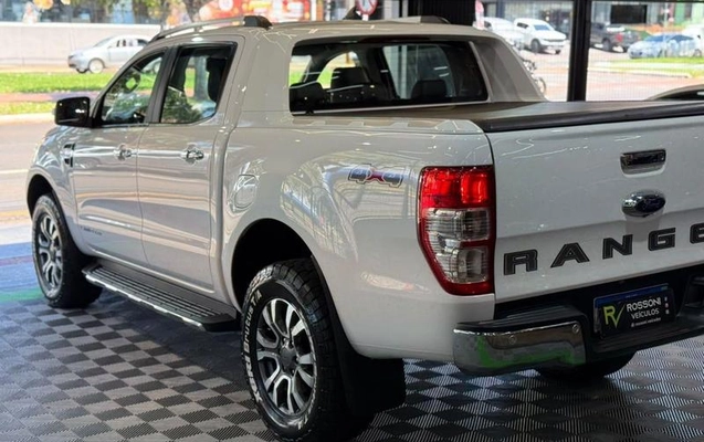 imagem-https://www.socarrao.com.br/sc-vehicle-images-prod/4253176/1791548056222-8534609_9_B_25f988f577.jpeg