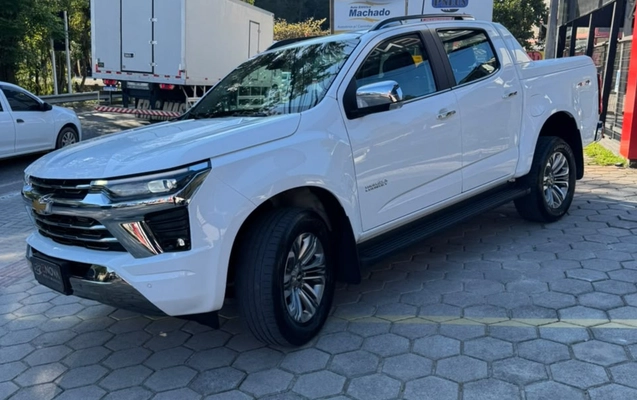 imagem-https://www.socarrao.com.br/sc-vehicle-images-prod/4253187/1790880040731-SU1HLTIwMjYxMDAxLVdBMDA3NC5qcGc.jpg