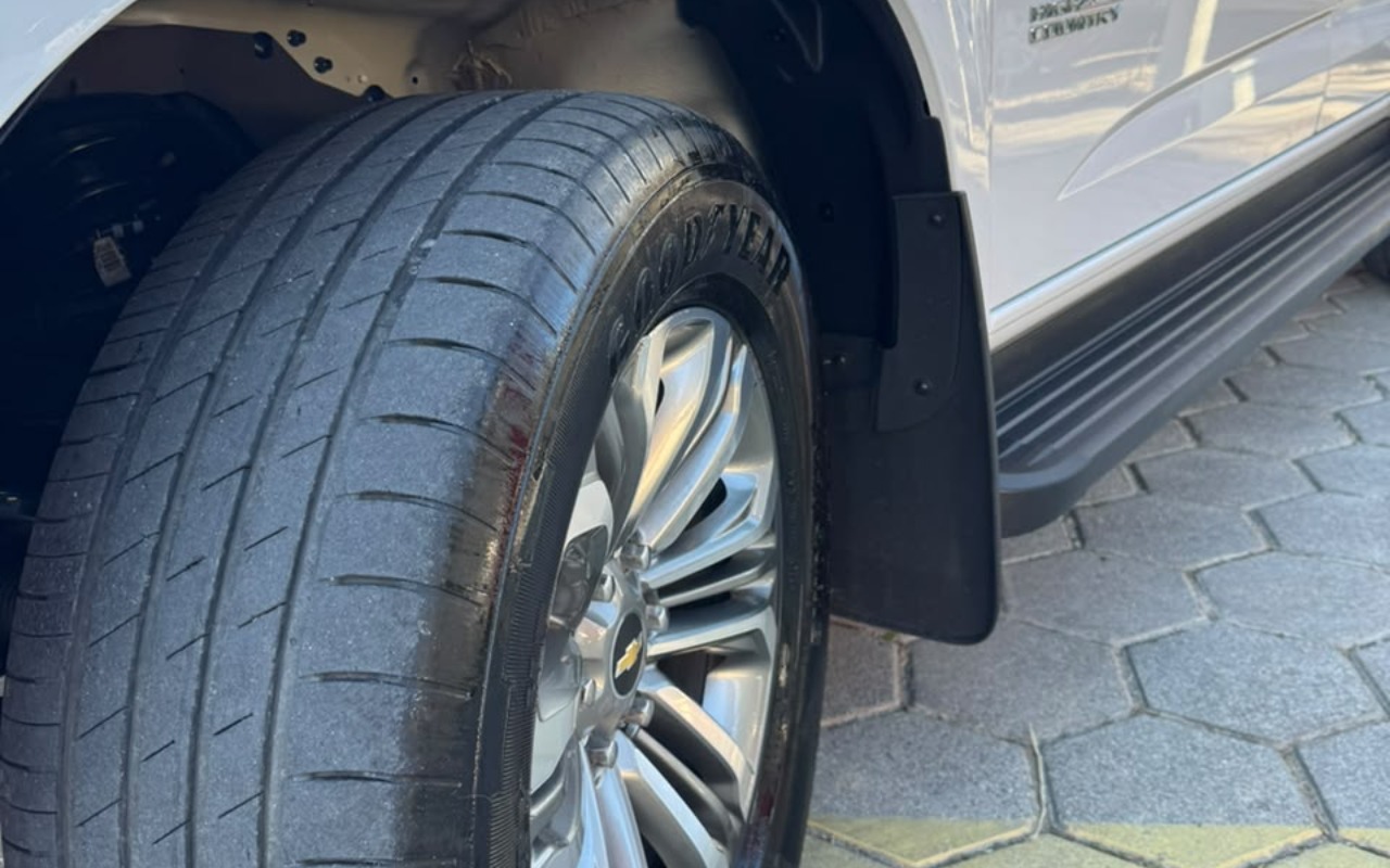 imagem-https://www.socarrao.com.br/sc-vehicle-images-prod/4253187/1790880041123-SU1HLTIwMjYxMDAxLVdBMDA3MC5qcGc.jpg
