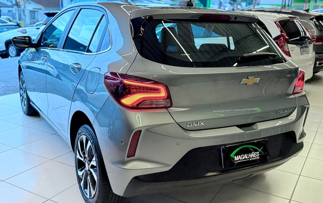 imagem-https://www.socarrao.com.br/sc-vehicle-images-prod/4253198/1791029773600-857a27bed4f74acfb95923e73c3c4376_1790872205781.jpg