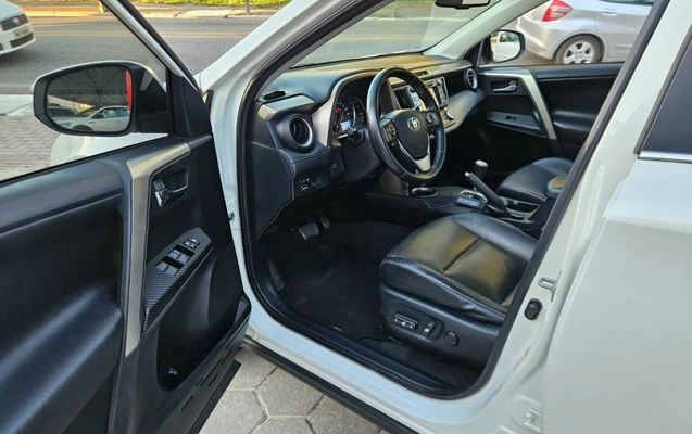 imagem-https://www.socarrao.com.br/sc-vehicle-images-prod/4253210/1790880184262-SU1HLTIwMjYxMDAxLVdBMDA3Ny5qcGc.jpg