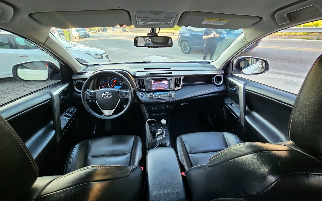 imagem-https://www.socarrao.com.br/sc-vehicle-images-prod/4253210/1790880185101-SU1HLTIwMjYxMDAxLVdBMDA3Ni5qcGc.jpg