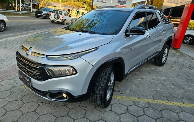 imagem-https://www.socarrao.com.br/sc-vehicle-images-prod/4253222/1790880365906-SU1HLTIwMjYxMDAxLVdBMDEwMy5qcGc.jpg