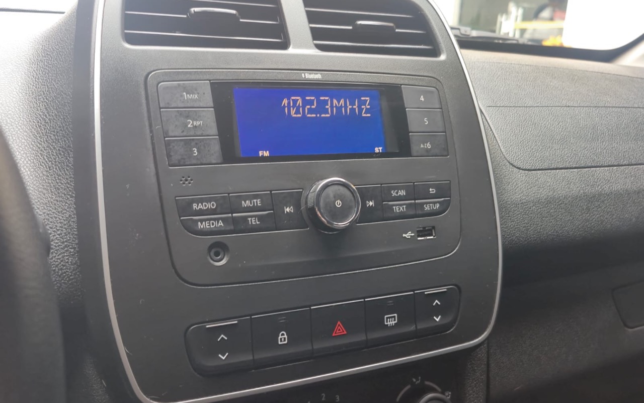 imagem-https://www.socarrao.com.br/sc-vehicle-images-prod/4253230/1790880423364-NjIzY2Y4ZWMtNzNkZC00YTAxLWIxMjktYjIwMDRlMTI2MzExLmpwZWc.jpeg