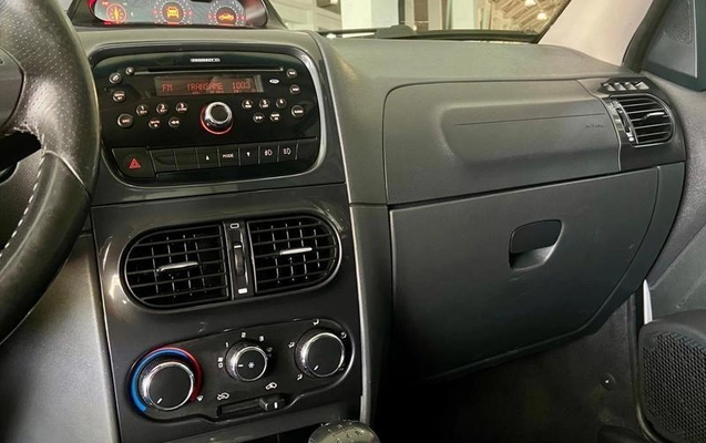 imagem-https://www.socarrao.com.br/sc-vehicle-images-prod/4253238/1791298351984-8534747_19_B_ec6fd444a2.jpeg