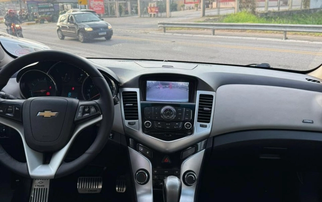 imagem-https://www.socarrao.com.br/sc-vehicle-images-prod/4253239/1790880482435-SU1HLTIwMjYwOTMwLVdBMDA1Mi5qcGc.jpg