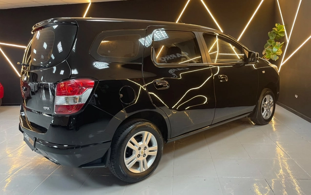 imagem-https://www.socarrao.com.br/sc-vehicle-images-prod/4253266/1790880575735-g7iGHqr51Gf2Jaoz0XgaZ0A5tgTm6J8I.jpg