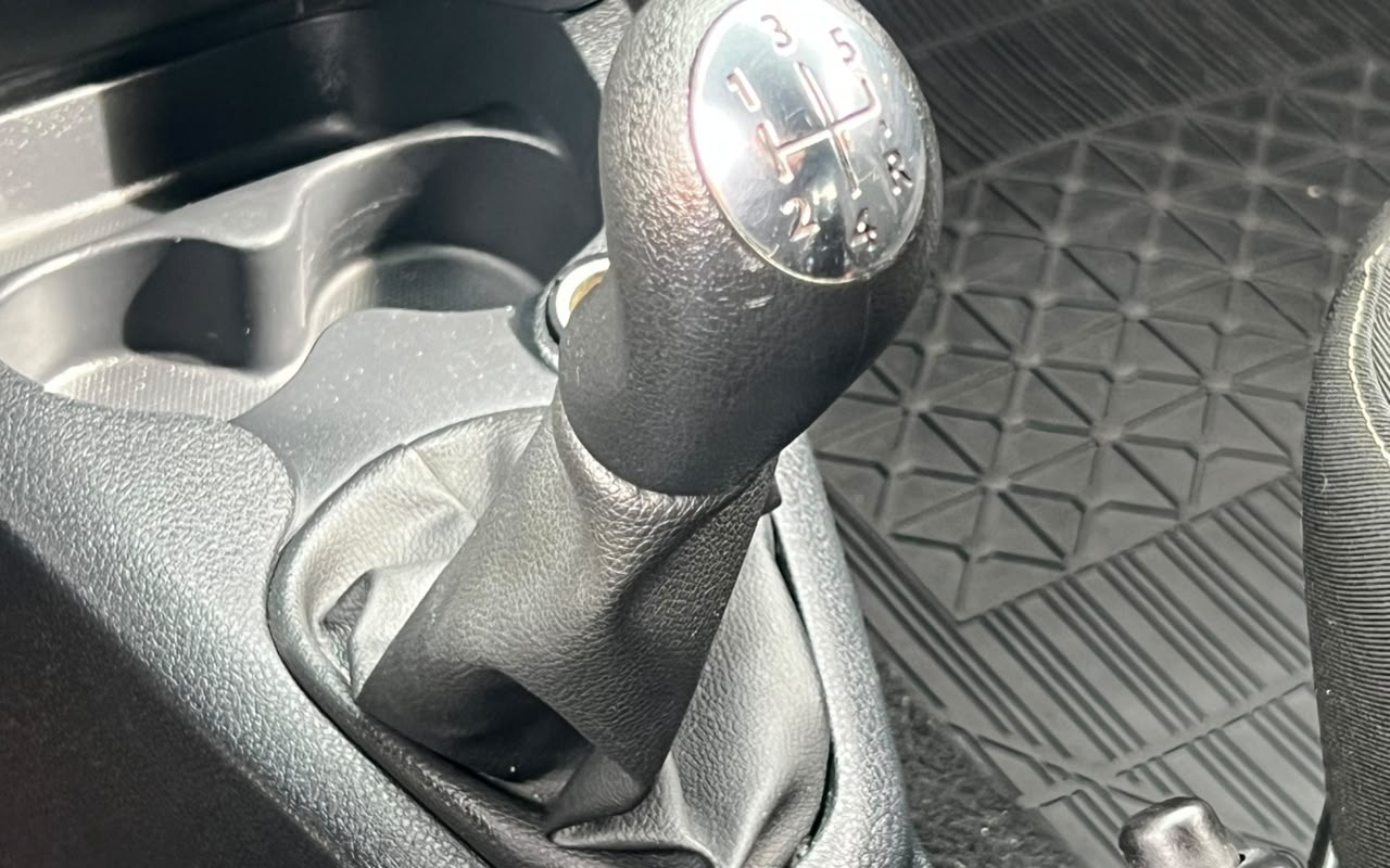 imagem-https://www.socarrao.com.br/sc-vehicle-images-prod/4253269/1790880585990-V2hhdHNBcHAgSW1hZ2UgMjAyNi0xMC0wMSBhdCAxNS4xNC4wMSAoMykuanBlZw.jpeg