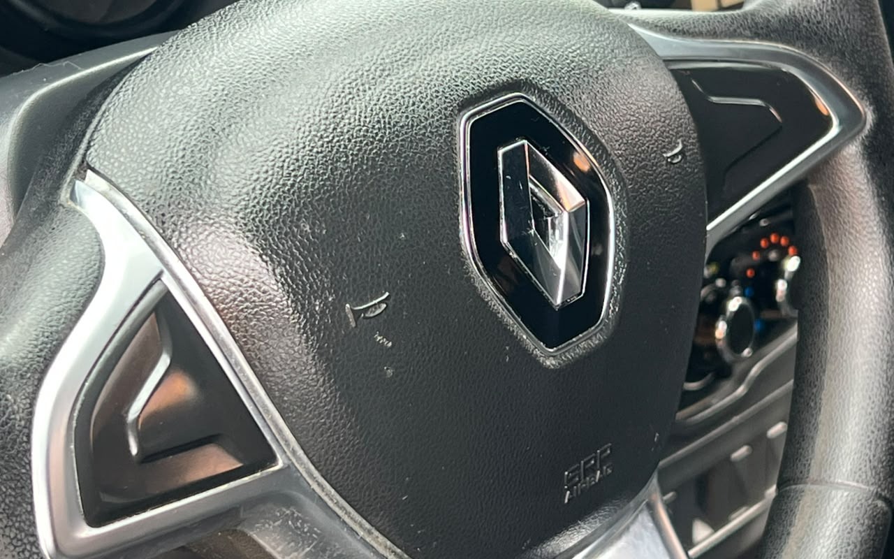 imagem-https://www.socarrao.com.br/sc-vehicle-images-prod/4253269/1790880586093-V2hhdHNBcHAgSW1hZ2UgMjAyNi0xMC0wMSBhdCAxNS4xNC4wMiAoMykuanBlZw.jpeg