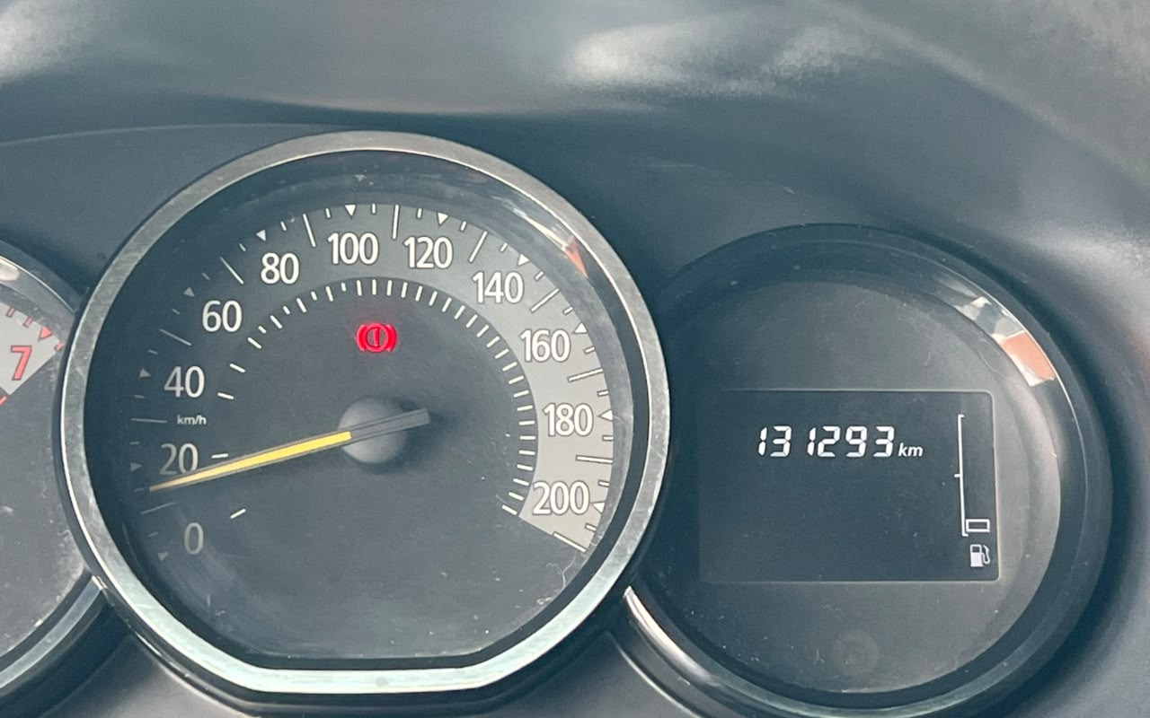 imagem-https://www.socarrao.com.br/sc-vehicle-images-prod/4253269/1790880586393-V2hhdHNBcHAgSW1hZ2UgMjAyNi0xMC0wMSBhdCAxNS4xNC4wMyAoMSkuanBlZw.jpeg