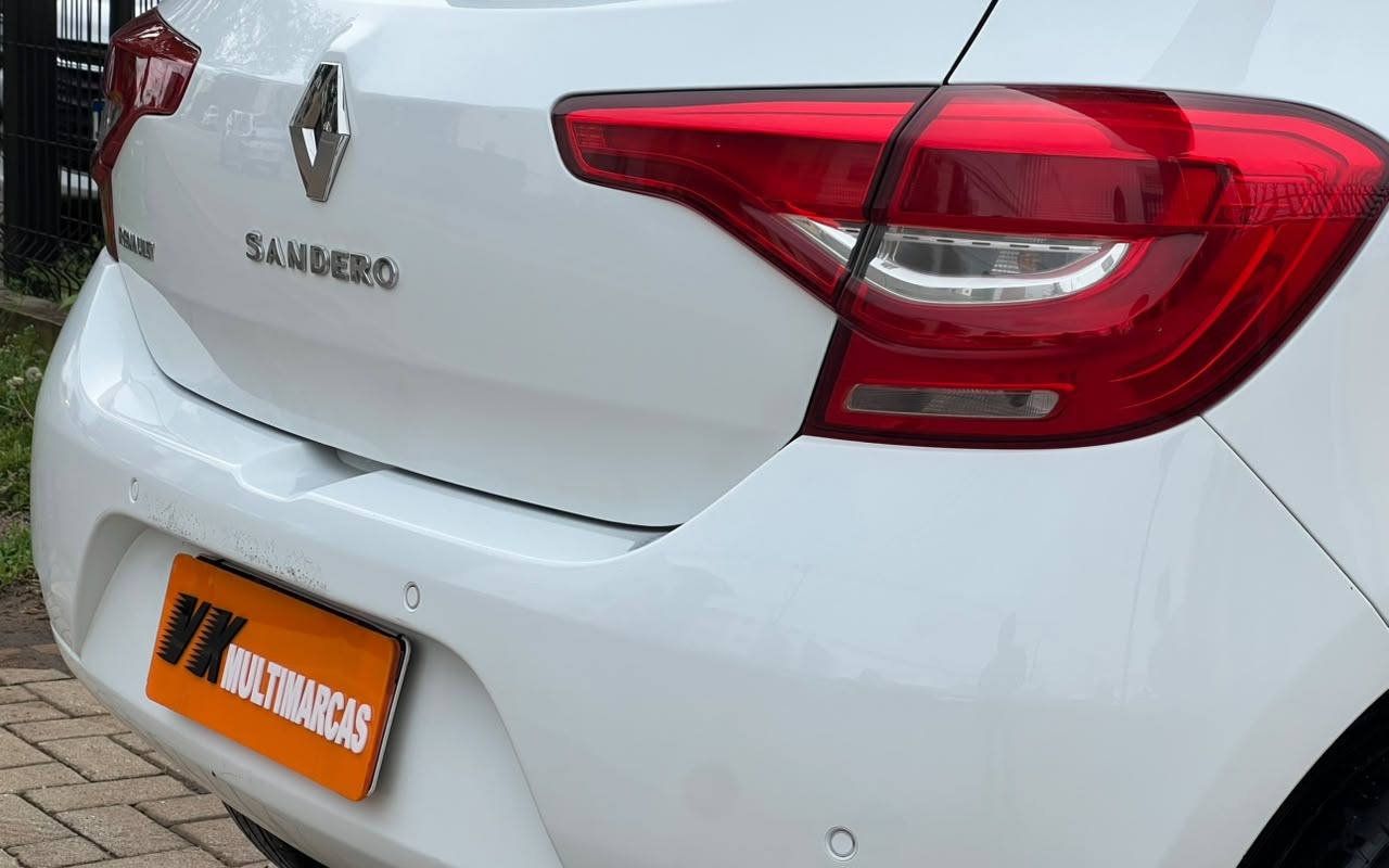 imagem-https://www.socarrao.com.br/sc-vehicle-images-prod/4253269/1790880586453-V2hhdHNBcHAgSW1hZ2UgMjAyNi0xMC0wMSBhdCAxNS4xNC4wMyAoMikuanBlZw.jpeg
