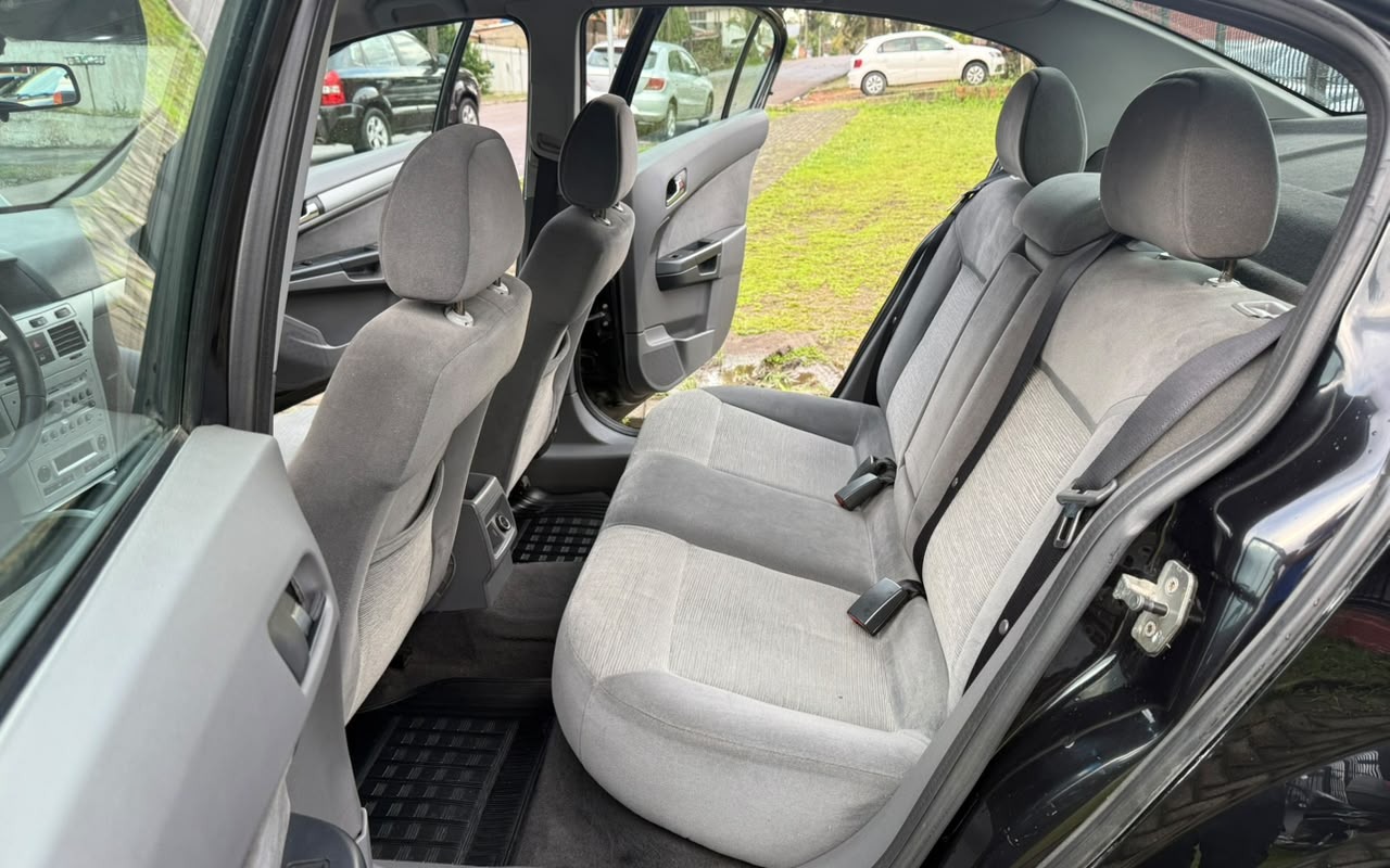 imagem-https://www.socarrao.com.br/sc-vehicle-images-prod/4253298/1790880647739-V2hhdHNBcHAgSW1hZ2UgMjAyNi0wOS0zMCBhdCAxMC4yMi41MiAoMSkuanBlZw.jpeg