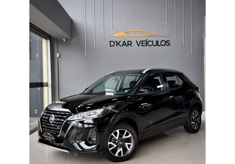Nissan KICKS 2022 Preto — foto 1 de 3