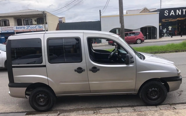 imagem-https://www.socarrao.com.br/sc-vehicle-images-prod/4253358/1790881616005-YFAbu6vJcbsMM0tXHmgoQlHx0SlaPNjT.jpg