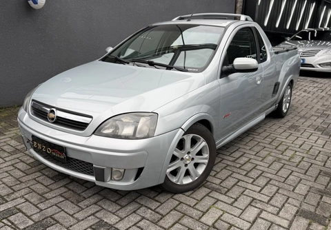Chevrolet Montana 2010 Prata — foto 1 de 3