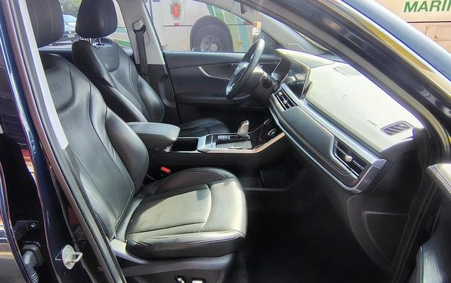 imagem-https://www.socarrao.com.br/sc-vehicle-images-prod/4253401/1791222175587-8534764_14_B_9626e774ef.jpeg