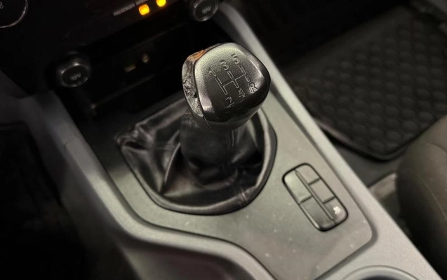imagem-https://www.socarrao.com.br/sc-vehicle-images-prod/4253415/1790881647661-8533394_7_B_8ca6ca3262.jpeg