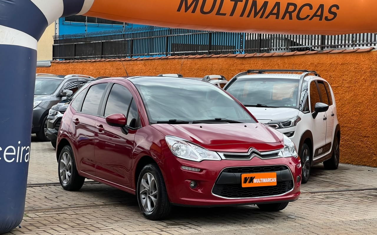 Citroën C3 2015 Vermelho — foto 1 de 3