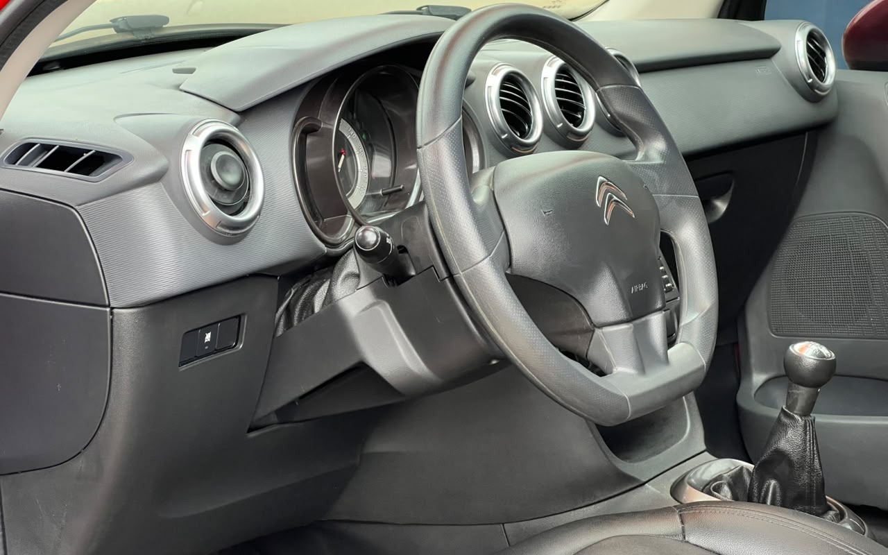 imagem-https://www.socarrao.com.br/sc-vehicle-images-prod/4253462/1790881957099-V2hhdHNBcHAgSW1hZ2UgMjAyNi0wOS0zMCBhdCAxMC40Ni4yOSAoMSkuanBlZw.jpeg