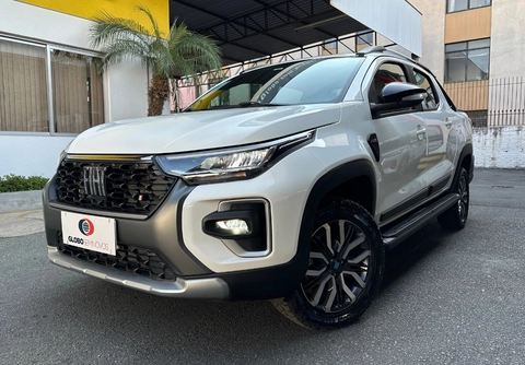 Fiat Strada 2027 Branco — foto 1 de 3