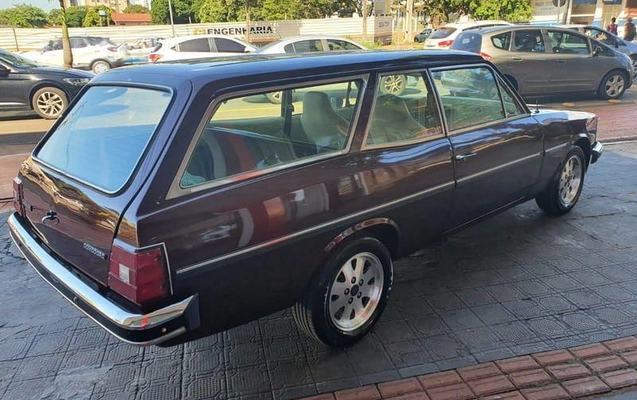 imagem-https://www.socarrao.com.br/sc-vehicle-images-prod/4253469/1790882348156-8534987_2_B_f863e7f906.jpeg