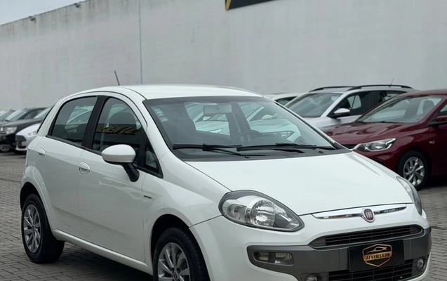 imagem-https://www.socarrao.com.br/sc-vehicle-images-prod/4253475/1790882205985-gb-d245178.jpeg
