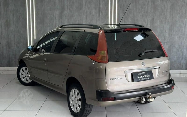 imagem-https://www.socarrao.com.br/sc-vehicle-images-prod/4253512/1791056670211-8517883_11_B_4d09b6fc47.jpeg