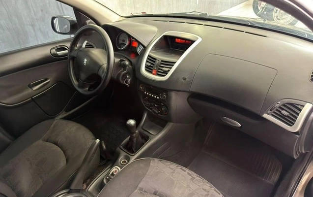 imagem-https://www.socarrao.com.br/sc-vehicle-images-prod/4253512/1791056670217-8517883_1_B_ec6a8d6293.jpeg