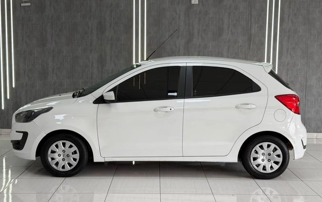 imagem-https://www.socarrao.com.br/sc-vehicle-images-prod/4253565/1790882581508-8284369_13_B_8f5b4ce996.jpeg