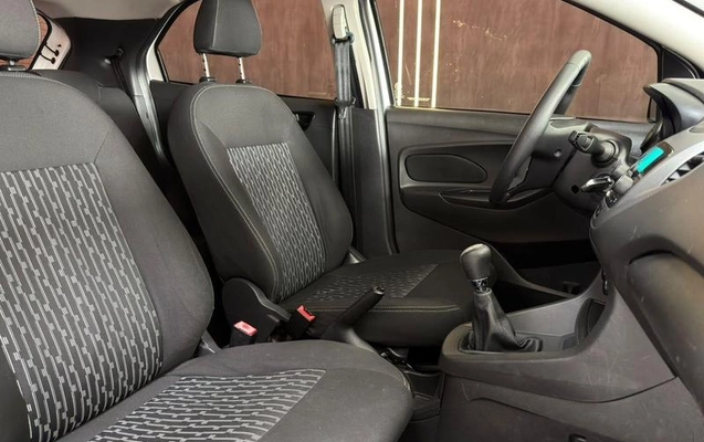 imagem-https://www.socarrao.com.br/sc-vehicle-images-prod/4253565/1790882581539-8284369_3_B_20ca90cf2d.jpeg