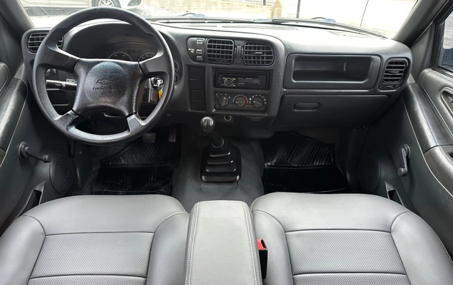 imagem-https://www.socarrao.com.br/sc-vehicle-images-prod/4253568/1791031062045-9fd4802e4f644302b292786b96d2ea27_1790882315219.jpg