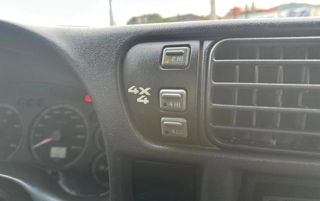imagem-https://www.socarrao.com.br/sc-vehicle-images-prod/4253568/1791031062050-ec2ed472185a4cea919f98d4b5bc779a_1790882315352.jpg