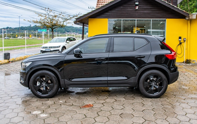 imagem-https://www.socarrao.com.br/sc-vehicle-images-prod/4253572/1790968454828-faefcd79348d4c8ba52ac32524f52aa2_1790874339336.jpg
