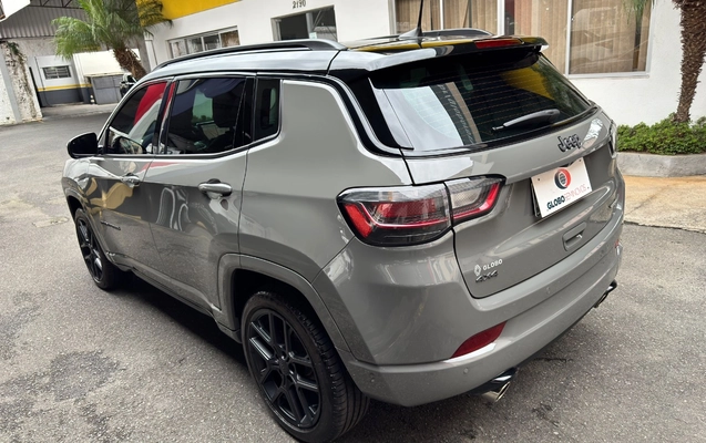 imagem-https://www.socarrao.com.br/sc-vehicle-images-prod/4253604/1790883153639-ZDdlYzk4ODQtMjkwNi00ODRkLTllYjMtYjViMGMzMmFhYWMyLmpwZWc.jpeg