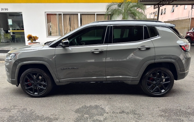 imagem-https://www.socarrao.com.br/sc-vehicle-images-prod/4253604/1790883153744-M2I4YmI1ZDYtMDM5Yy00N2U5LWI0MTItMDEwM2IwNGZjMjI2LmpwZWc.jpeg