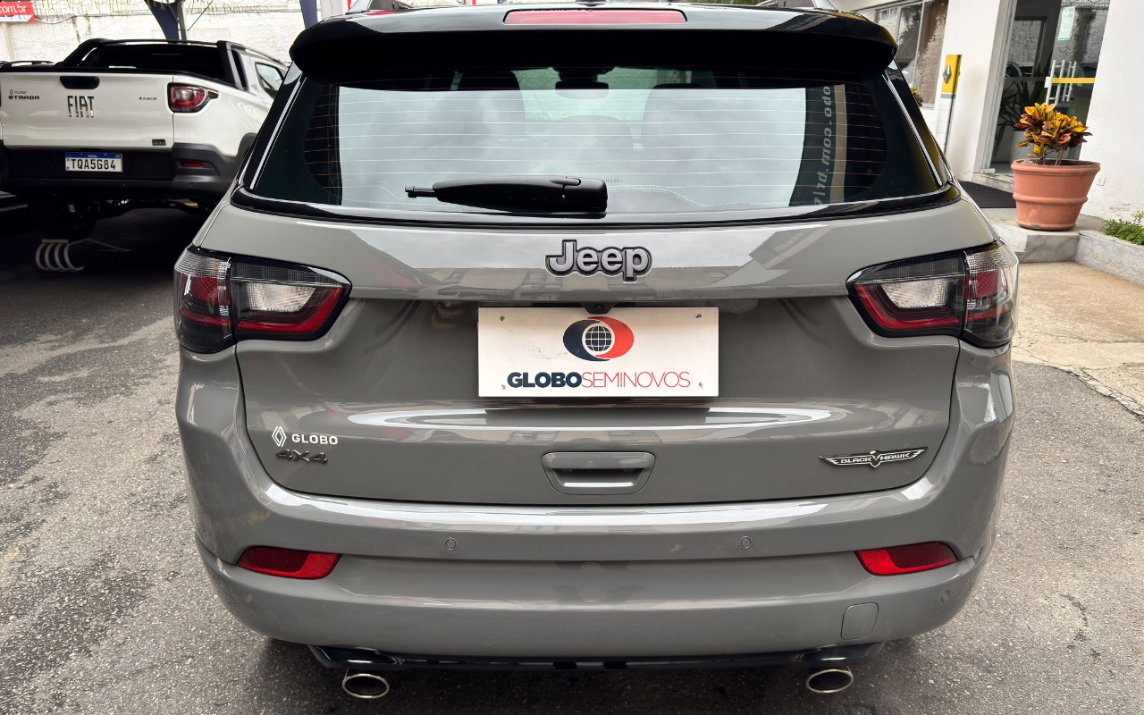 imagem-https://www.socarrao.com.br/sc-vehicle-images-prod/4253604/1790883153989-NzQxMDMxNmEtN2VhYS00MTQxLWFkNjEtMmJiZGE3ODBlNWJjLmpwZWc.jpeg