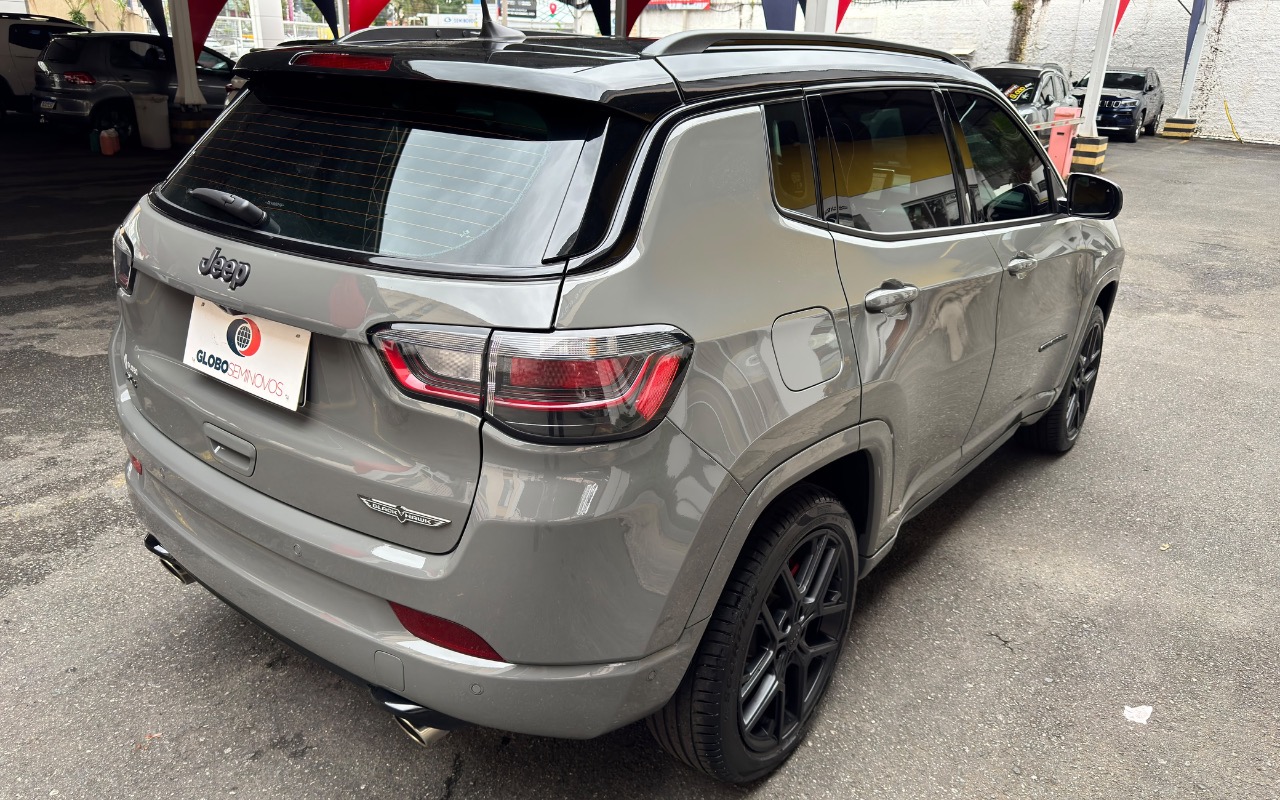 imagem-https://www.socarrao.com.br/sc-vehicle-images-prod/4253604/1790883155363-ZDI5MTQzNzctZDlmMy00YTk3LWEzMDAtMTlhODczMmE3ZDZmLmpwZWc.jpeg