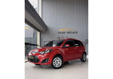 Ford Fiesta SE 1.6 8V Flex 5p 2014 Vermelho — foto 1 de 3