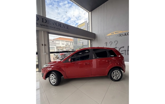 imagem-https://www.socarrao.com.br/sc-vehicle-images-prod/4253606/1790883163172-1_043129.jpg